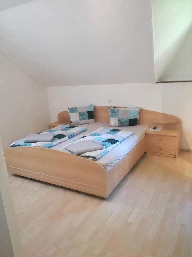 Ein Schoener Panorama Blick Apartment *