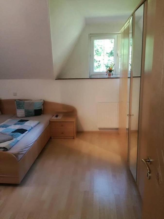Ein Schoener Panorama Blick Apartment Augsdorf